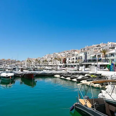 Apartment Marbella Home Rentals - Marina Banus, Puerto Banus, 2Br Luminous Pool & Parking