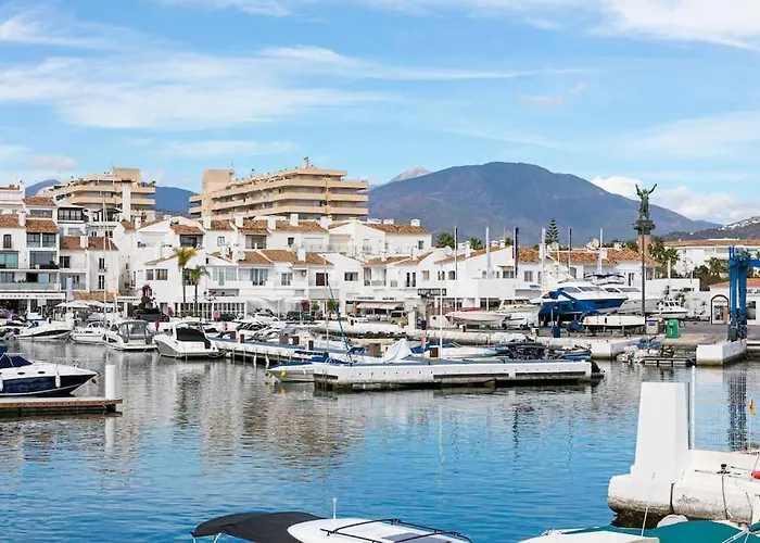 Апартаменты - Marina Banus, Puerto Banus, 2br Luminous Pool & Parking Марбелья