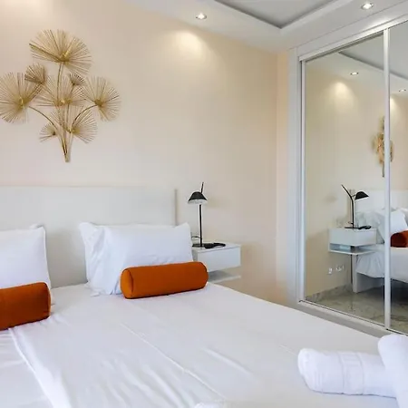 公寓 Marbella Home Rentals - Marina Banus, Puerto Banus, 2Br Luminous Pool & Parking *